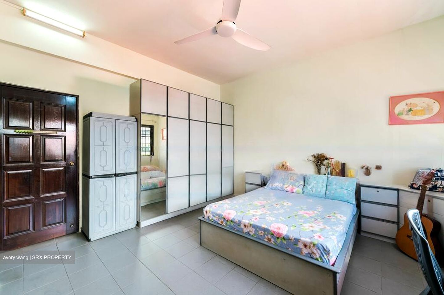 People's Garden (D19), Terrace #470702791